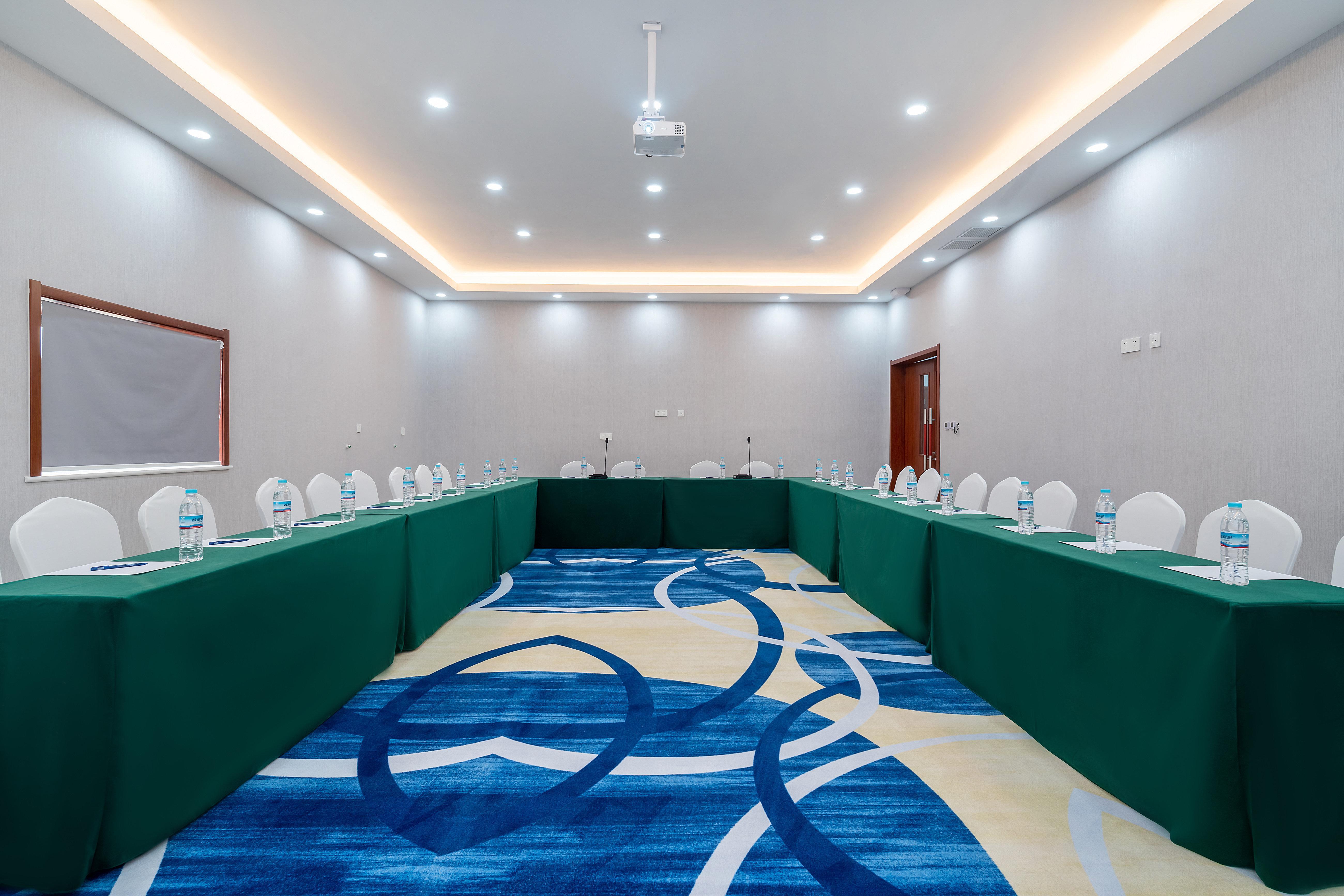Holiday Inn Express Jinan Jingshi Road, An Ihg Hotel Exterior foto